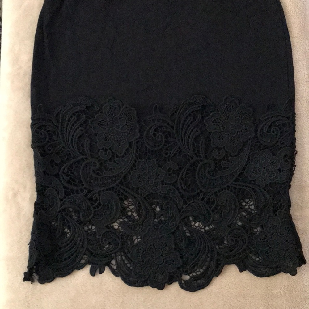 Lace Embroidered Black Skirt - Picture 3 of 10